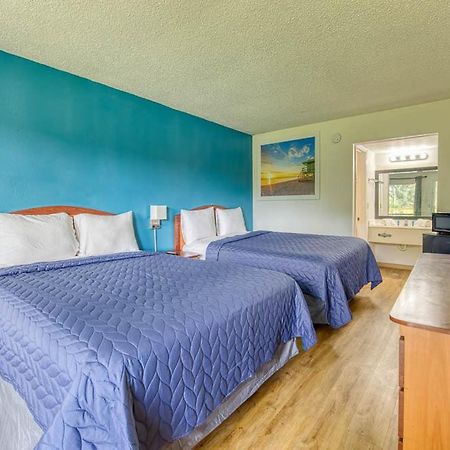 Zen Living Suites Extended Stay - Jacksonville - University Blvd מראה חיצוני תמונה